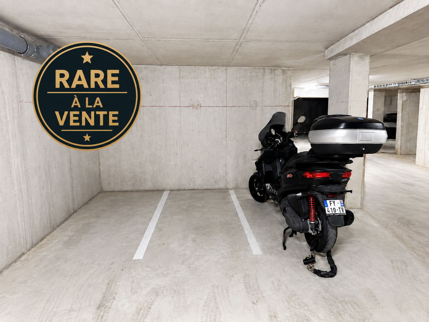 Place de parking moto rare à la vente à Marseille